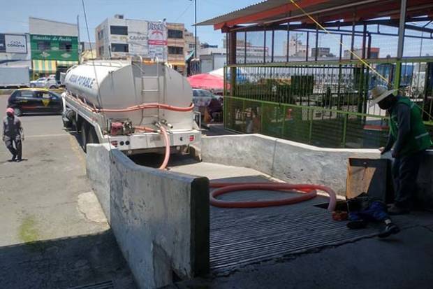 Se reestablece suministro de agua potable en la Central de Abasto de Puebla