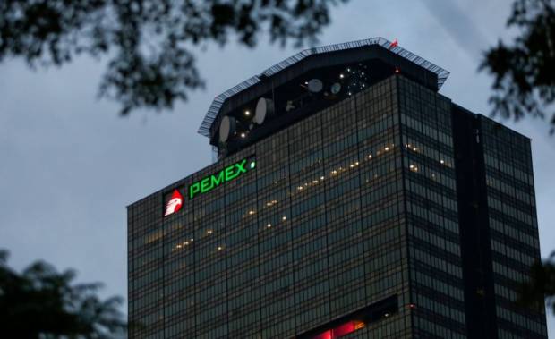 Recortan mil 600 mdp a sindicato de Pemex