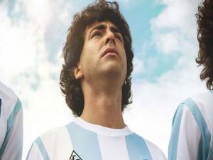 Maradona, sueño bendito; el hombre detrás de la leyenda