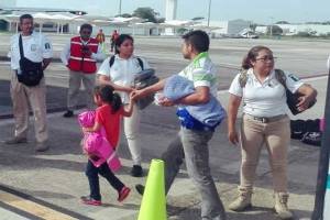 Camión con 76 migrantes a bordo fue ubicada en la autopista Puebla-Orizaba