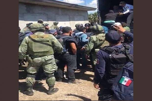 Rescataron a 213 migrantes centroamericanos en Acajete