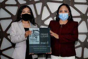 Cuautlancingo: Lupita Daniel recibe primer lugar en innovación y buenas prácticas