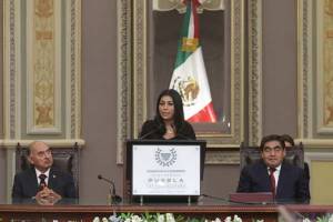 Congreso de Puebla contesta el tercer informe del gobernador Miguel Barbosa Huerta
