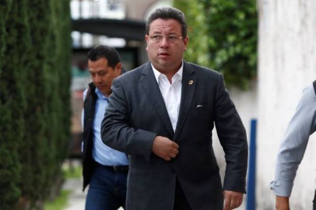 Suman otro proceso contra Eukid Castañón; ahora por amenazas