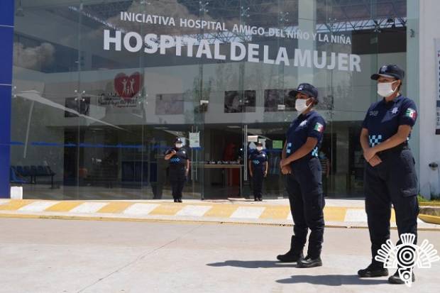 600 policías auxiliares de Puebla refuerzan seguridad en hospitales y centros de salud