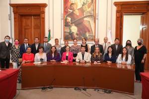 Eduardo Rivera sostiene reunión con representantes de clubes rotarios