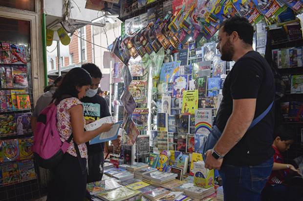 Quioscos del Centro Histórico deberán vender dulces típicos y artesanías