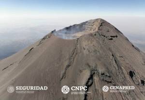 Sobrevuelan el Popocatépetl: cráter sin cambios desde noviembre
