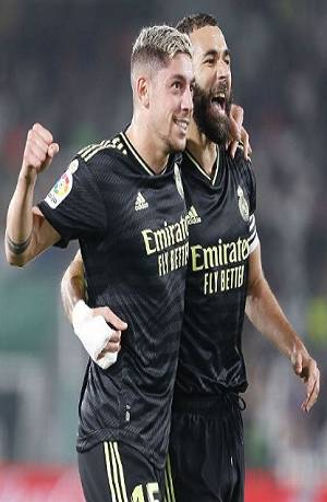 Real Madrid golea 3-0 al Elche y se reafirma en el liderato