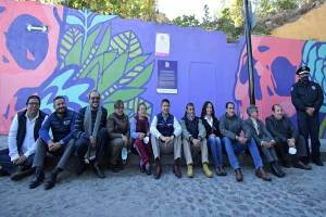 Crean y restauran murales de Xanenetla dentro del festival &quot;Ciudad Mural Puebla 2021&quot;
