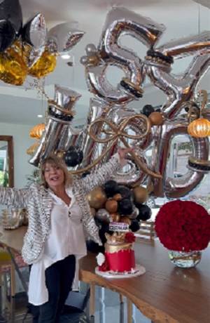 Alejandra Guzmán celebra sus 54 años y agradece a su público