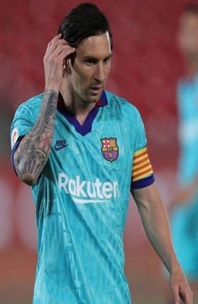 Manchester City &quot;coquetea&quot; con Messi; Guardiola no lo descarta