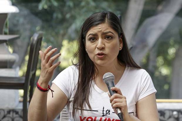 Claudia Rivera busca reelección; se postula para candidatura de Morena