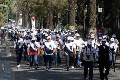 FOTOS: Sindicatos independientes recorren el centro de Puebla por el Día del Trabajo