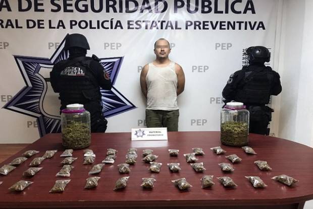 Distribuidor de drogas es aprehendido en Atlixco con 41 envoltorios de marihuana