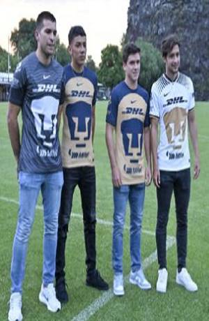 Pumas presenta sus uniformes para la temporada 2022-2023