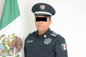 Por realizar disparos al aire ebrio, detienen a policía municipal de Puebla