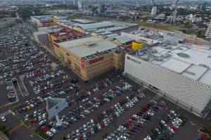 Centros comerciales han recibido 1.4 millones de personas por Buen Fin en Puebla