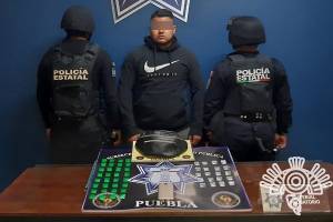 Sujeto en posesión de 50 dosis de droga es detenido en Puebla