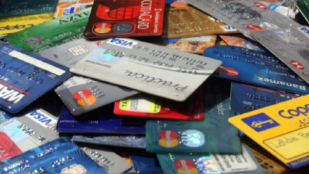UIF congela cuentas a rumanos que clonaban tarjetas bancarias en Cancún