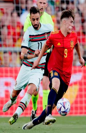 España y Portugal empatan 1-1 en la Nations League