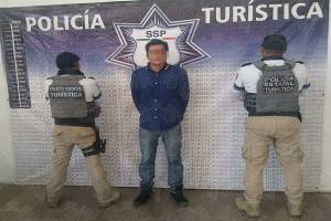 Ladrón de teléfonos celulares fue detenido en el centro de Puebla
