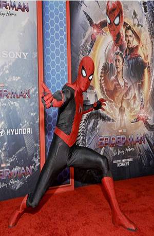 Spider-Man: No Way Home, el tercer mejor estreno de la historia del cine