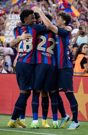 Barcelona golea y humilla 6-0 a los Pumas en el Camp Nou