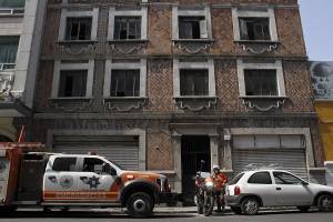 Encuentran a otra mujer sin vida al interior de su vivienda en Puebla