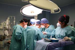 ISSSTEP realiza dos trasplantes renales de manera consecutiva