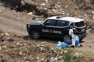 Hallan restos humanos embolsados en Santo Tomás Chautla