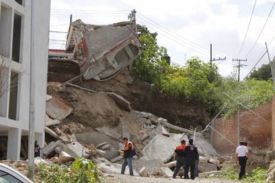 Se derrumbó vivienda en la colonia La Hacienda