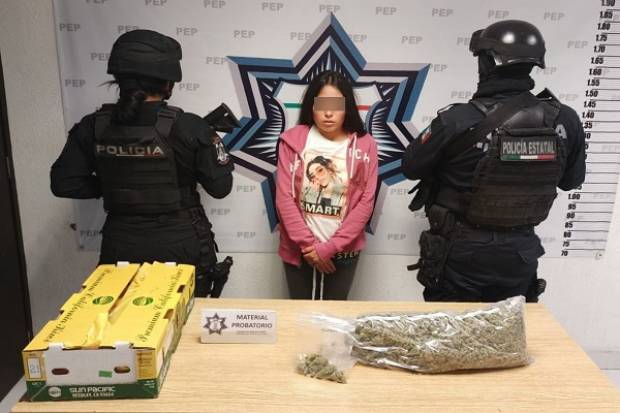 Mujer es sorprendida con un kilo de marihuana en la colonia Bella Vista