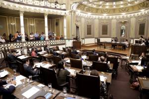 Diputados de Puebla gastan 1 mdp para estrenar laptops y tabletas