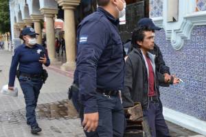Un bolero, el primer sancionado por no usar cubreboca en Tehuacán