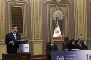 Tope a honorarios de abogados y penas a violencia vicaria, destacan en informe del Congreso de Puebla
