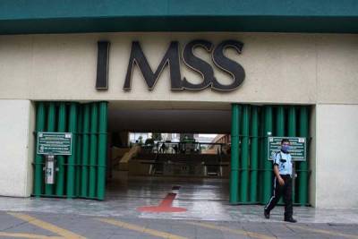 Médicos del IMSS &quot;caen como moscas&quot; por falta de insumos: gobernador de BC