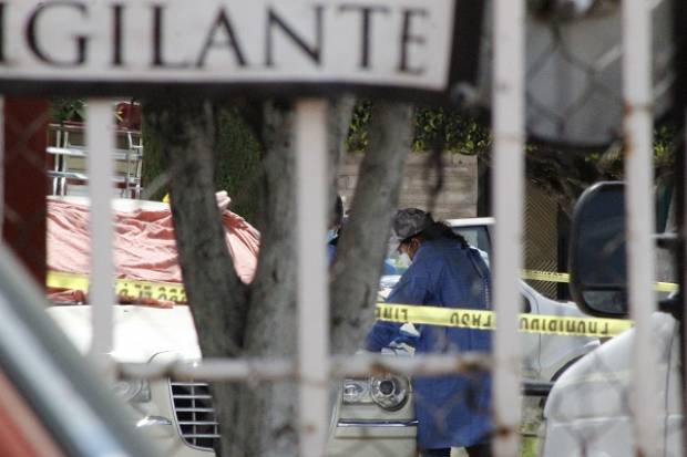 Hombre se suicida de un balazo en la cabeza en Puebla
