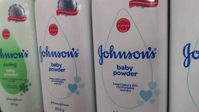 Saldrá del mercado el talco para bebés Johnson por acusaciones de cancerígeno