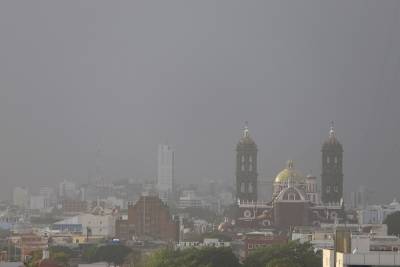 FOTOS: Tolvanera y lluvia se registró en diversos puntos de Puebla