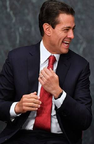 Enrique Peña Nieto niega residencia en España: &quot;Vivo en México&quot;