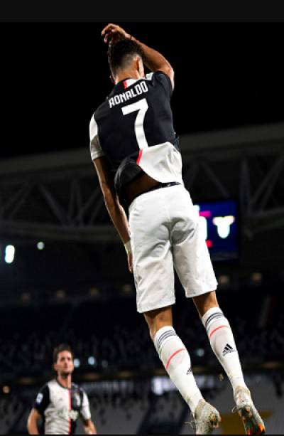 Cristiano Ronaldo va por el capocannoniere en Italia; Juventus, cerca del título