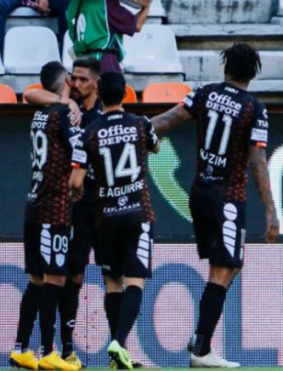 Club Puebla no da una y perdió 1-0 ante Pachuca