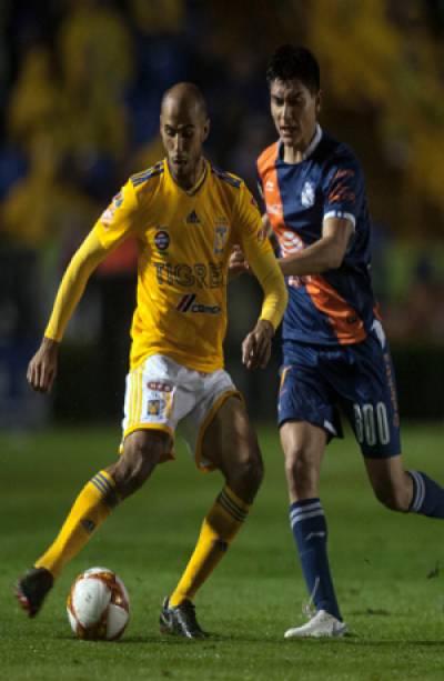 Club Puebla recibe a los Tigres en busca de la victoria