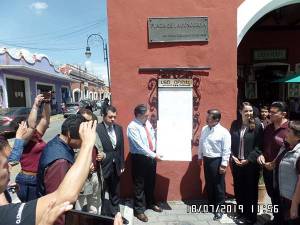 INE Puebla coloca bando solemne sobre elección de gobernador en 217 ayuntamientos