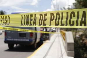 Balacera por robo de tráiler en Puebla deja un delincuente muerto y otro detenido