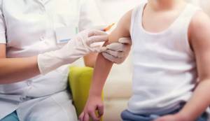 Perfilan vacuna COVID de Sinovac para aplicar a niños