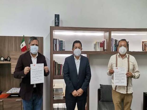 Formalizan alianza Morena-PT en Puebla; PVEM va solo