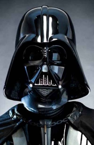 Hasta 2 mdd alcanzaría subasta de disfraz de Darth Vader