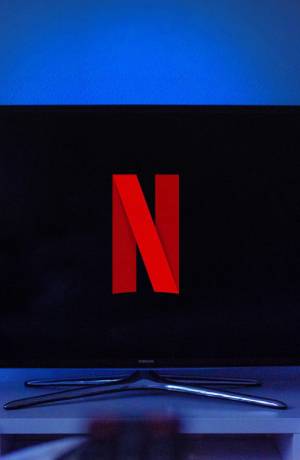 Netflix reduce tarifas en más de 30 países tras fin de cuentas compartidas